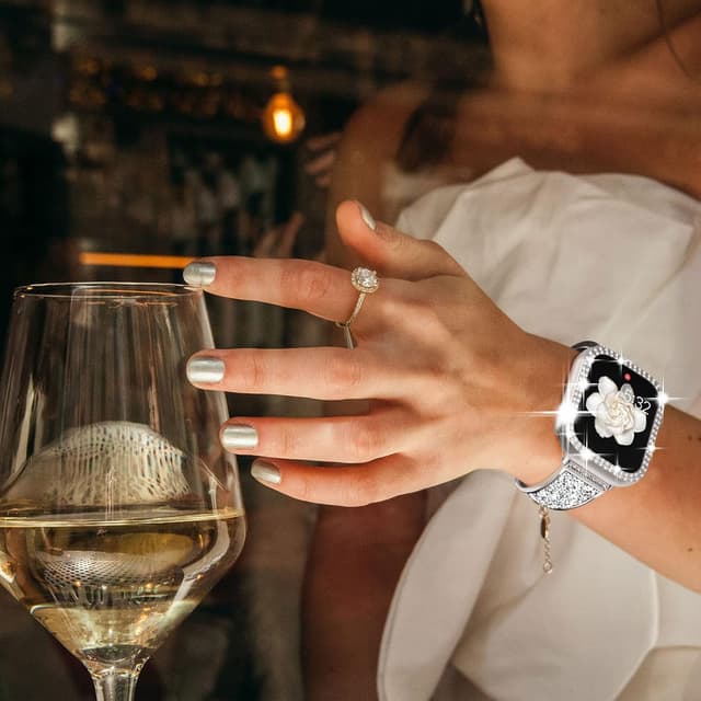 Detalle 2 de NewWays 2-pack Bling Diamond Case for Apple Watch 40mm (Series 6/5/4/SE 2025-2020) – Starlight + Clear