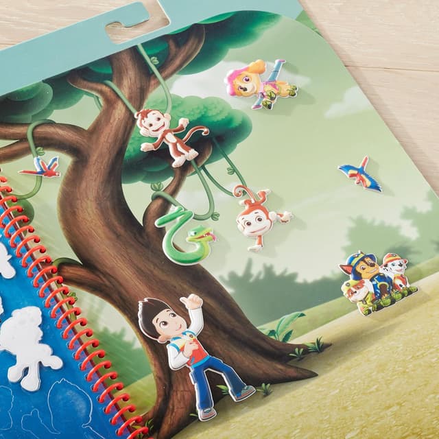 Detalle 2 de Melissa & Doug PAW Patrol: wiederaufklebbares, bauschiges Sticker-Set „Dschungel“ (28 Sticker)