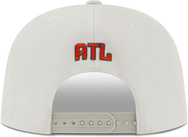 Detalle de Ultra Game Women’s WNBA Official City Grit Baseball Cap (HD Embroidery)