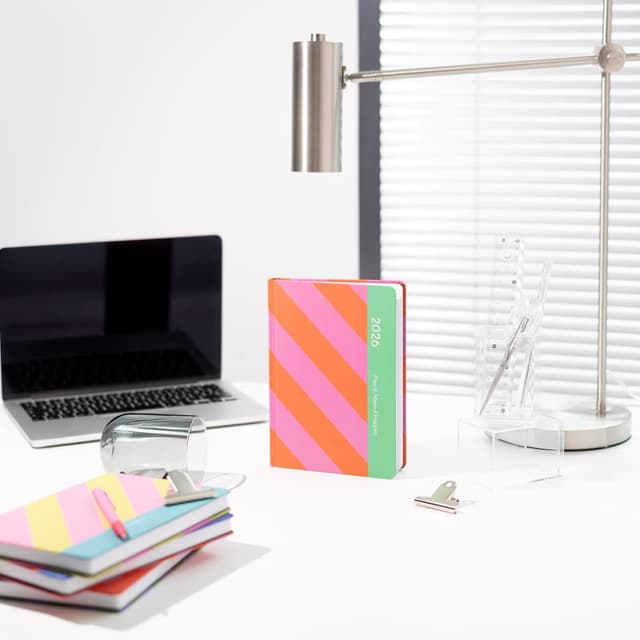 Detalle 2 de Grupo Erik Agenda 2026 Semana Vista Vertical A5