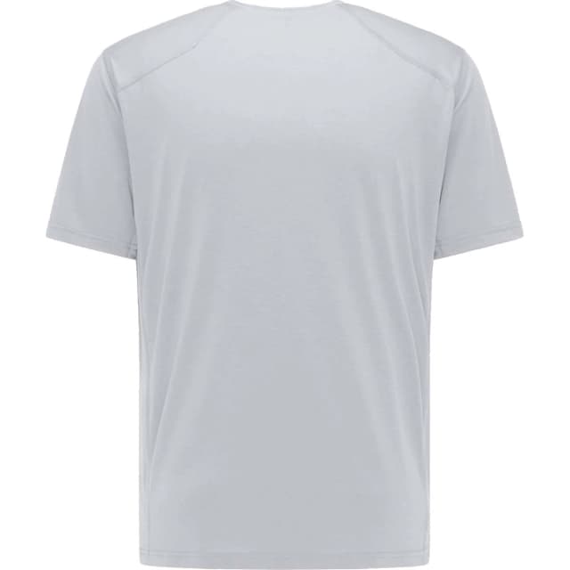 Detalle 2 de Haglöfs Ridge: camiseta de hombre ligera y con control de humedad y olor