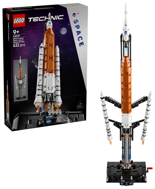 Detalle de LEGO Technic NASA Artemis SLS 42221