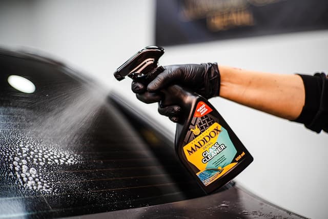 Detalle 2 de Maddox Detail Glass Cleaner 500 ml : nettoyant vitres voiture triple action anti-moustiques