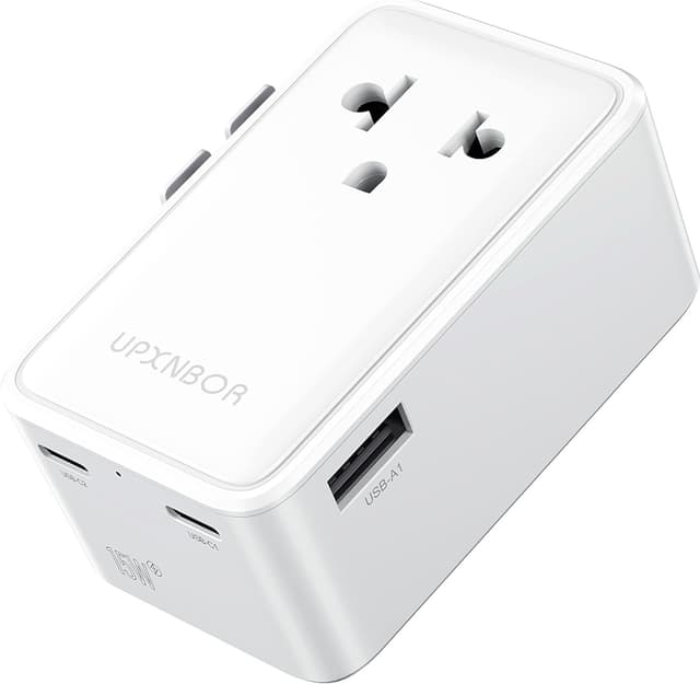 Detalle de UPXNBOR Ultra-flacher Reiseadapter 2026 mit 1× USB-A und 2× USB-C (weltweit)