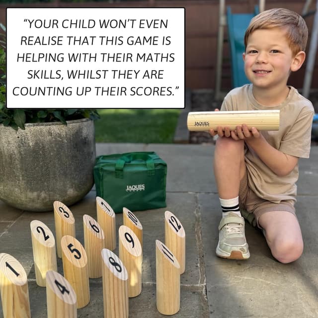 Detalle 2 de Jaques of London Wooden Skittles (Garden Skittles Game) outdoor throwing game for kids and adults