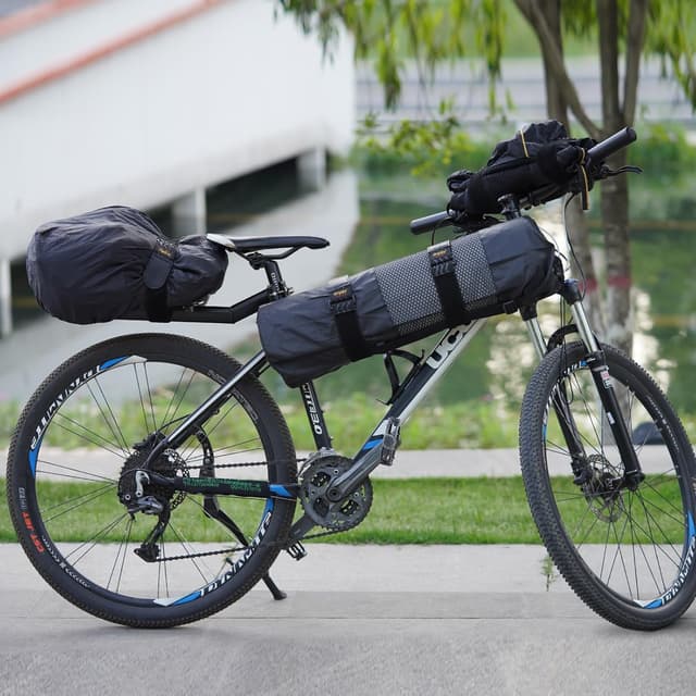 Detalle 2 de GripZz Gurtbänder (61 cm x 5 cm) mit Klett und Schnalle – elastische Klettverschlüsse, 5er-Set