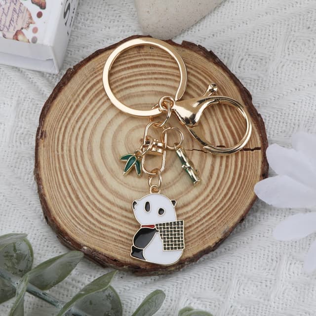 Detalle 2 de Tranbath personalisierter Schlüsselanhänger mit süßem Panda-Design – Geschenk für Frauen & beste Freundin (Mama)