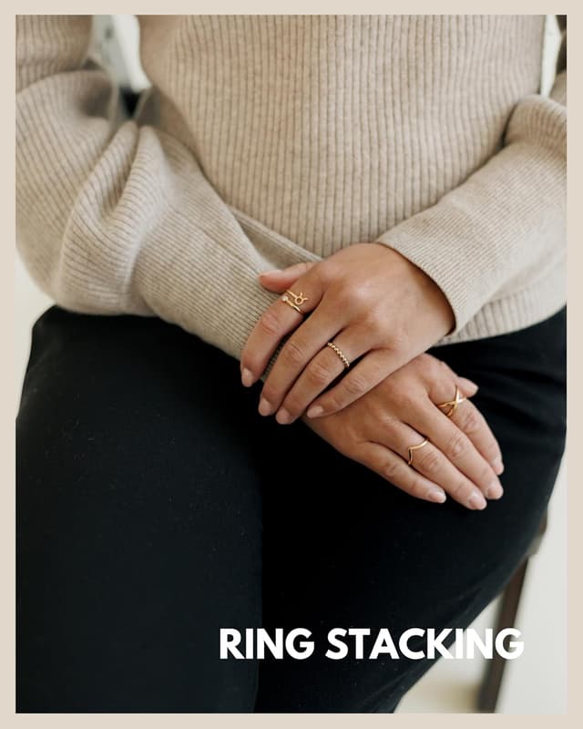 Detalle de GD GOOD.designs Anello zodiacale da donna placcato in oro 18K con zirconi, regolabile (misure 52-60) e impermeabile