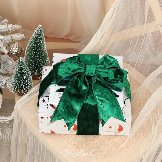 Thumbnail 5 de MAYREEL Green Crushed Velvet Ribbon 2.5" 🎀