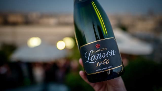 Detalle 2 de Champagne Lanson Black Label 750 ml 🍾