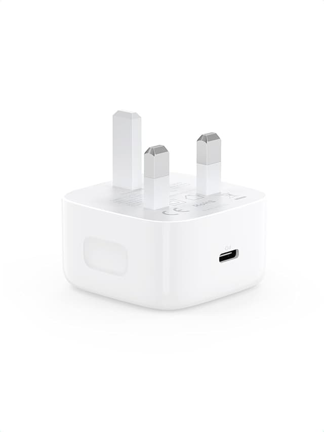 Detalle de UGREEN 20W USB-C Plug PD Fast Charger (white) – compact Type C power adapter