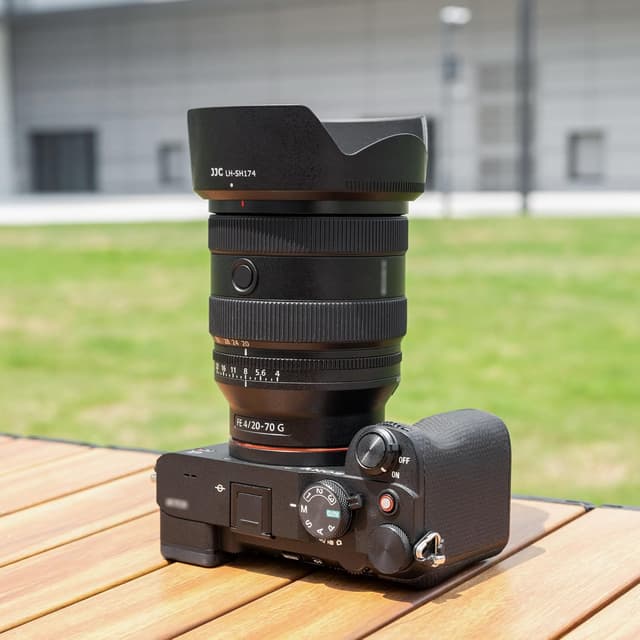 Detalle 2 de JJC Bayonet ALC-SH174 lens hood for Sony FE 20-70mm F4 G (SEL2070G) — replaces ALC-SH174