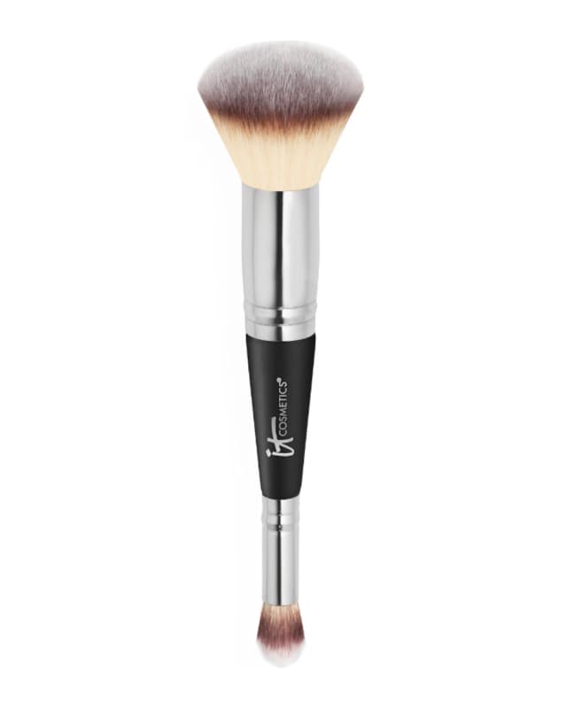 Imagen de IT Cosmetics Brocha doble #7 para base y corrector 💄 en OfertitasTOP