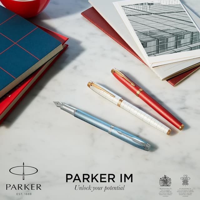 Detalle 2 de Parker IM penna a sfera azzurro e grigio premium con punta media e ricarica inclusa (confezione regalo)