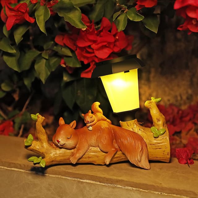 Thumbnail 4 de Eichhörnchen Gartenfigur mit Solarlicht