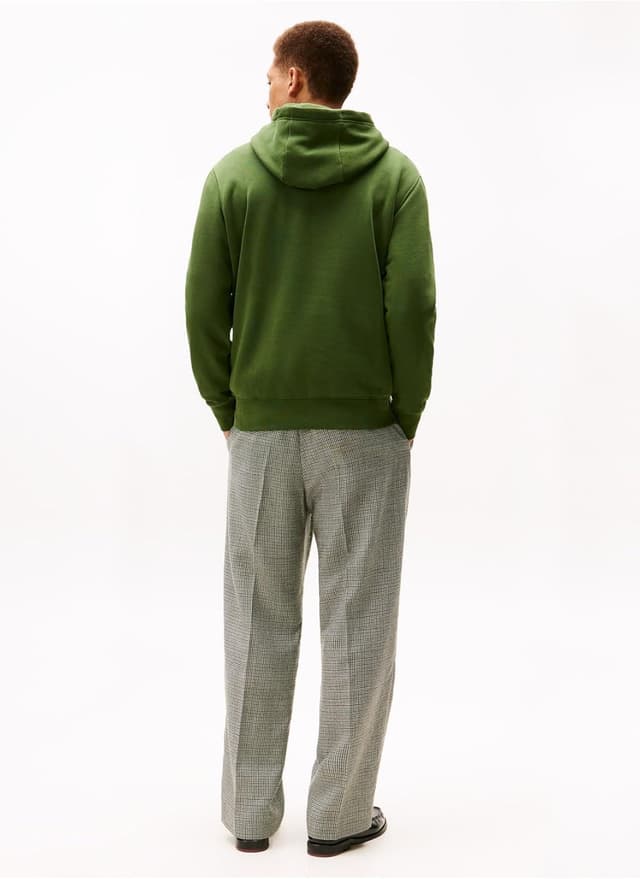 Detalle de Tommy Hilfiger men’s Brand Love Big Hilfiger pullover hoodie (MW0MW41427)