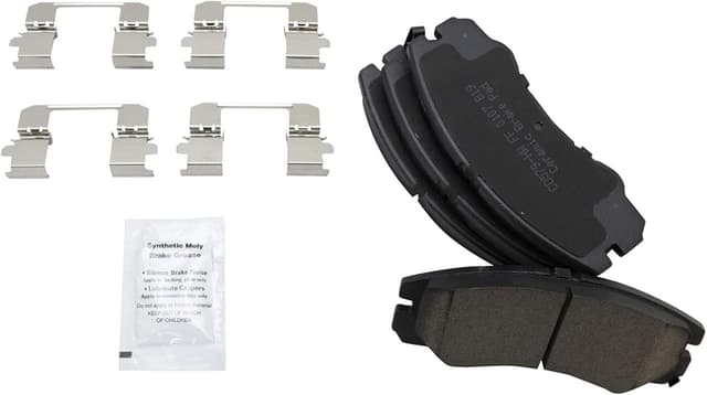 Detalle de TRQ Front Ceramic Brake Pad and Rotor Set for 2002–2004 Isuzu Axiom (Front)