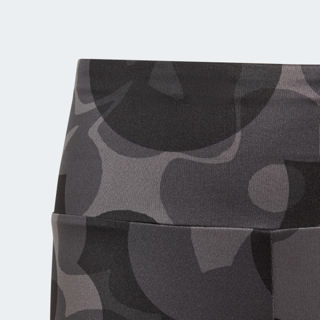 Detalle 2 de adidas Mallas 7/8 Essentials AEROREADY Seasonal Print High-Waist para adolescentes