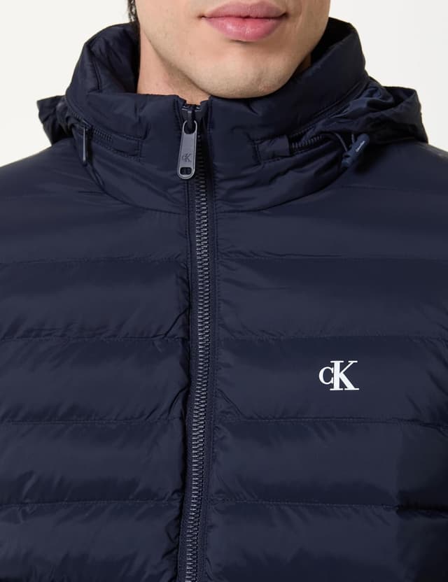 Detalle 2 de Calvin Klein LS NYLON LT WT HOODED FZ PUFFER Chaqueta azul S