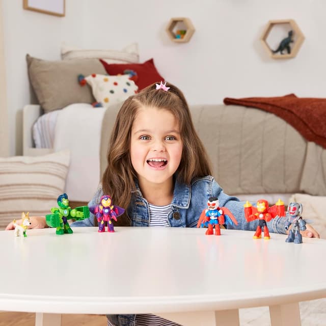 Detalle 2 de Marvel Iron Man and His Awesome Friends 7,6 cm