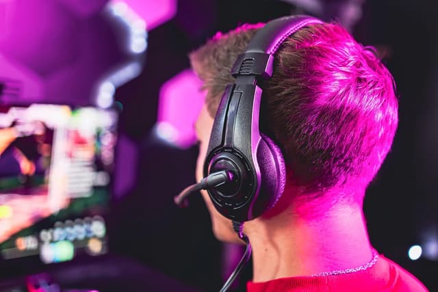 Detalle de Speedlink LEGATOS Gaming-Headset kabelgebunden mit Mikrofon & Kabelfernbedienung (3,5 mm) – schwarz