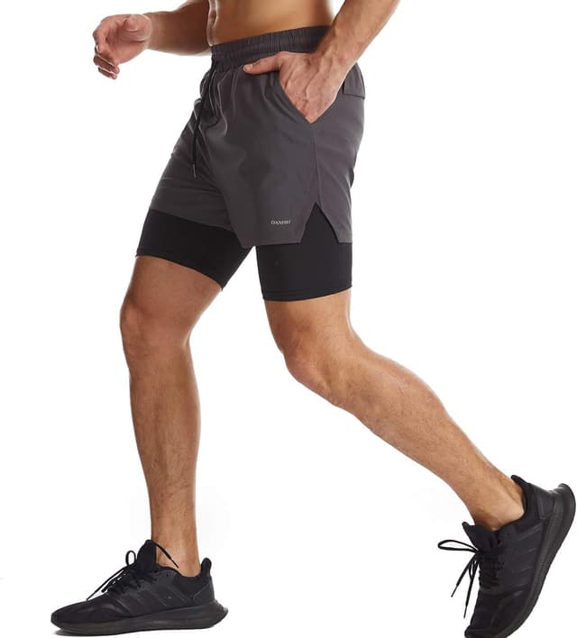 Detalle de Danfiki men’s 2-in-1 running shorts with phone pocket (lightweight quick-drying)