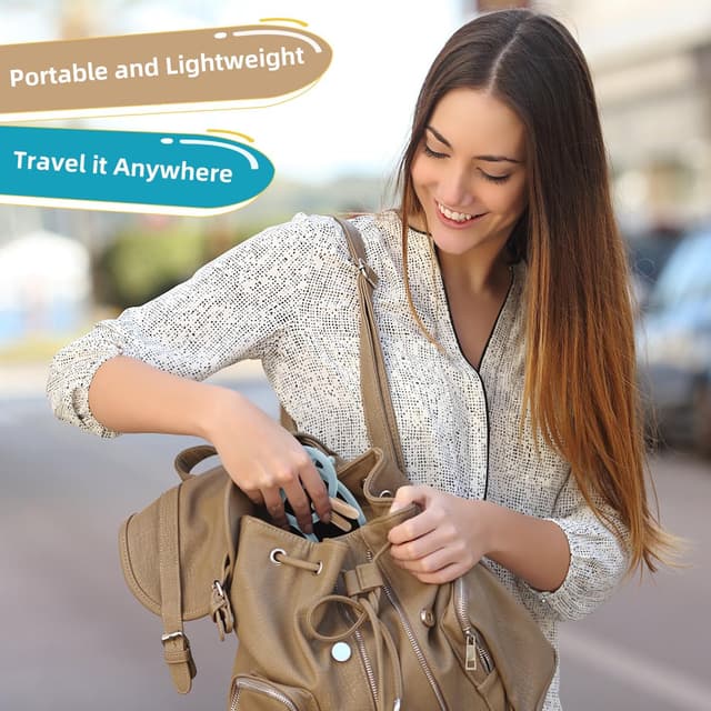 Detalle de AiTuiTui high chair suction toy with wooden ring (blue) for babies and toddlers