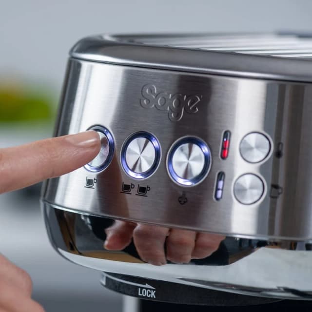 Detalle de Sage The Bambino Plus espresso 15 bares