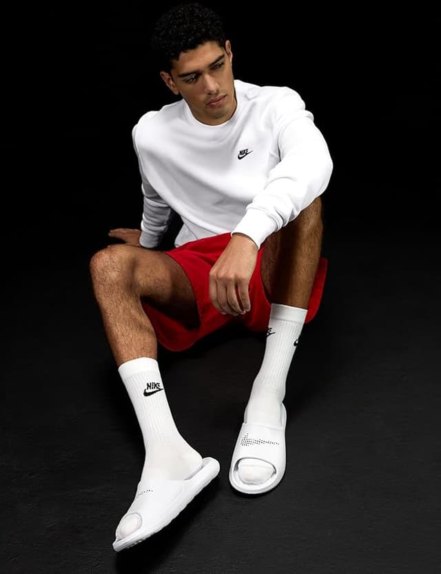 Thumbnail 1 de NIKE Victori One Shower Slide para Hombre, Color Blanco