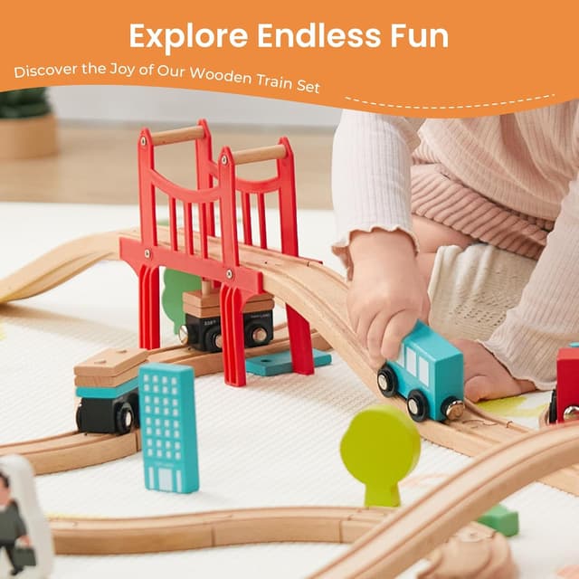Detalle 2 de Tiny Land Wooden Train Set 39-piece