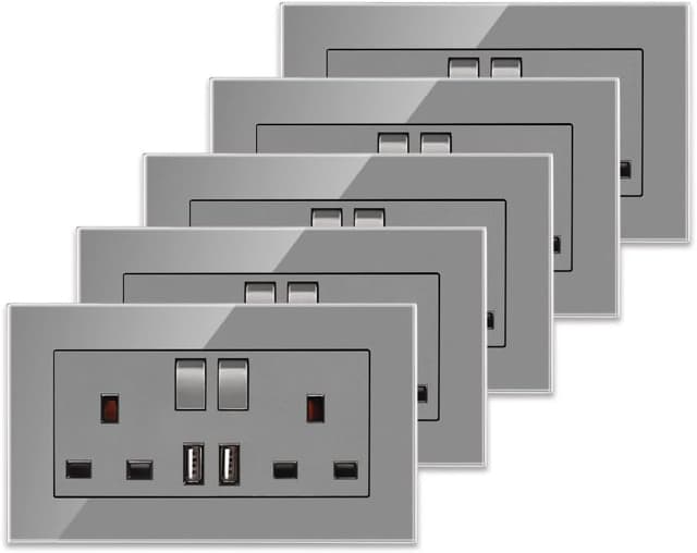 Detalle de CNBINGO 13 Amp double socket with USB ports