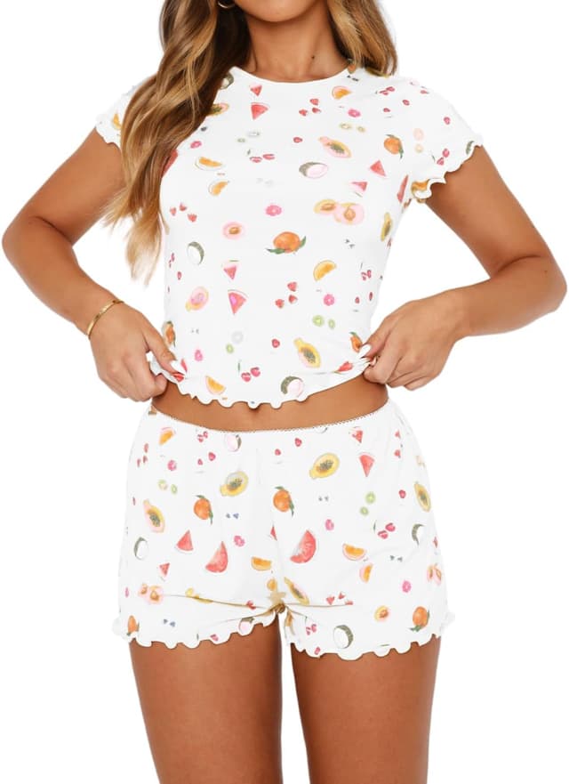 Detalle de BONITEE women’s casual 2-piece pyjamas set (short sleeve top & shorts) for summer lounging