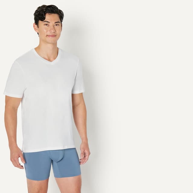 Detalle 2 de Amazon Essentials Men’s Regular-Fit Short-Sleeve V-Neck T-Shirt Multipack