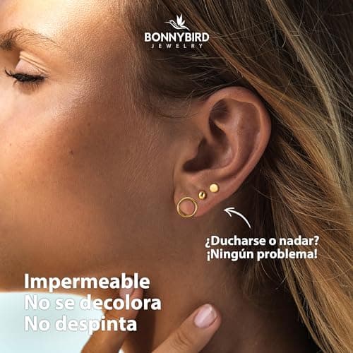 Detalle de BONNYBIRD BonnyClassic: set de pendientes dorados pequeños para mujer (3 pares) de acero inoxidable 316L hipoalergénicos