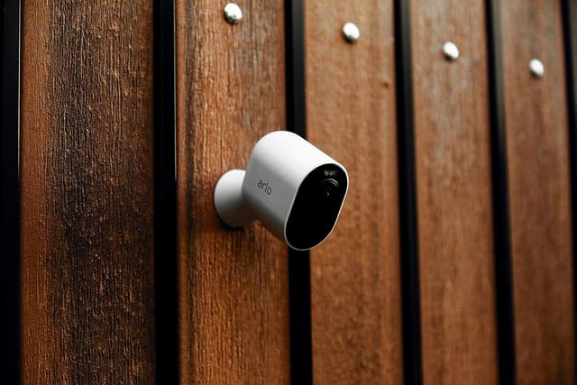 Detalle 2 de Arlo funda individual blanca Pro 3 Ultra 2