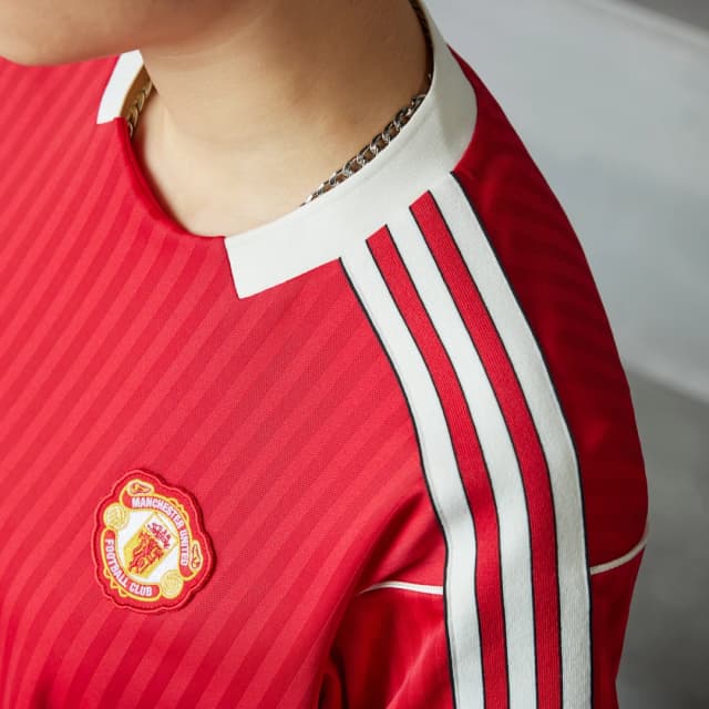 Thumbnail 2 de adidas Manchester United Terrace Icons camiseta 30 días