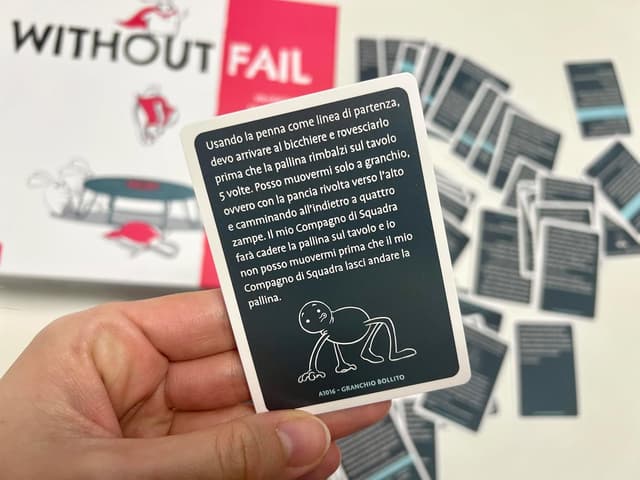 Detalle de Asmodee Without Fail (Exploding Kittens) — gioco di sfide in italiano per 2+ giocatori, 10+ anni