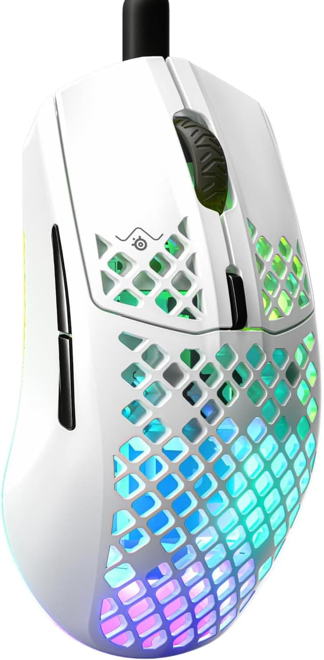 Detalle de SteelSeries Aerox 3 Holey RGB Mouse