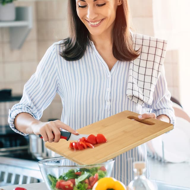 Detalle de Best Friend Birthday Gifts Bamboo Cutting Board for Women (Galentine’s, BFF Thank-You Gift)