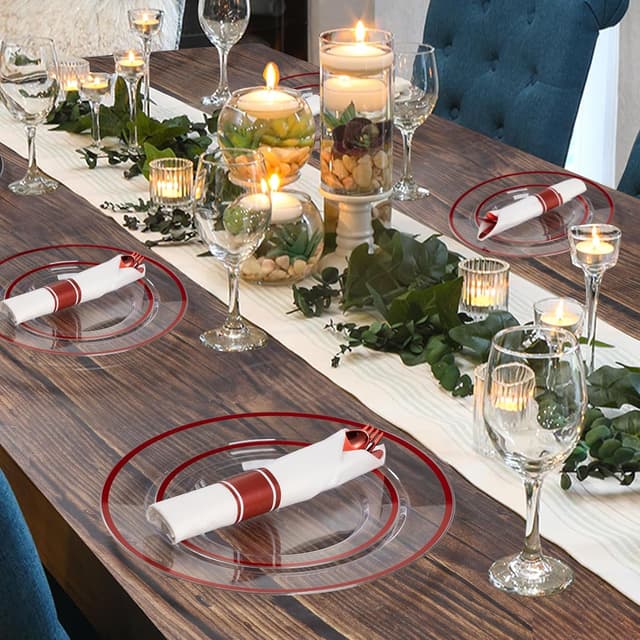 Detalle de Goodluck 350-Piece Red Plastic Dinnerware Set (Clear Plates) for 50 Guests