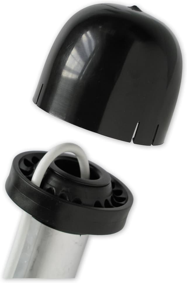 Detalle de Schwaiger MAD50 001 Mastabdeckung mit Kabelführung (schwarz) – Schutzkappe für 48–50 mm Mastrohre