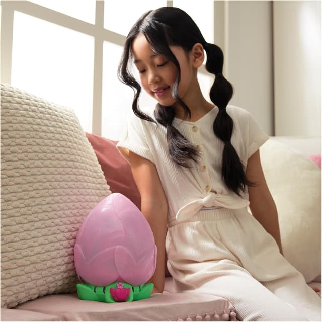 Detalle 2 de HATCHIMALS Bloomables Kittyfly 4 Jahre