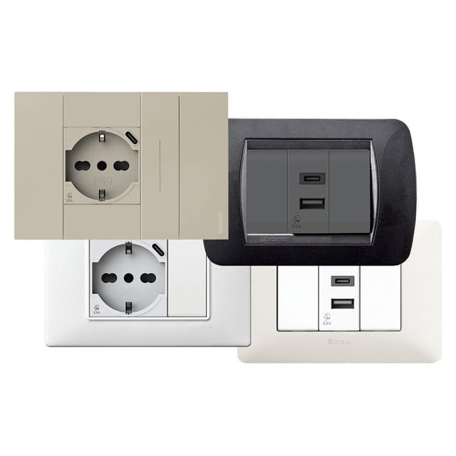 Detalle de 4box P40 USB 3.0 presa Schuko con USB-C compatibile Bticino LivingLight Bianca