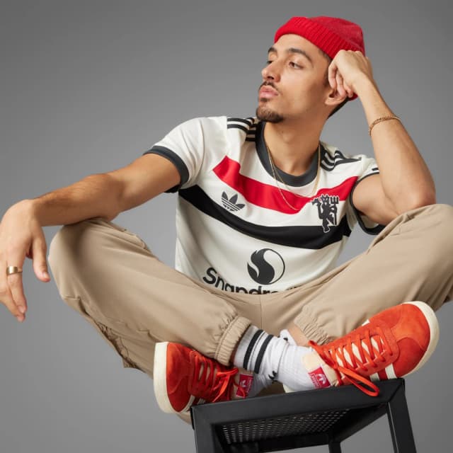 Detalle 2 de Camiseta Manchester United Tercera Equipación 24/25