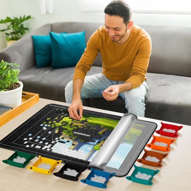 Detalle 2 de MOZOOSON Puzzlebrett für bis zu 1.500 Teile – faltbare Puzzlematte mit 8 Sortierfächern