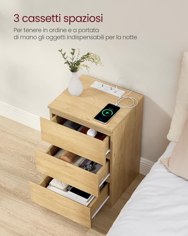 Detalle de VASAGLE KAILYN LET631Y70 comodino con stazione di ricarica, 3 cassetti e presa AC + USB