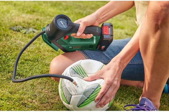 Thumbnail 5 de Bosch UniversalPump 18V bomba de aire