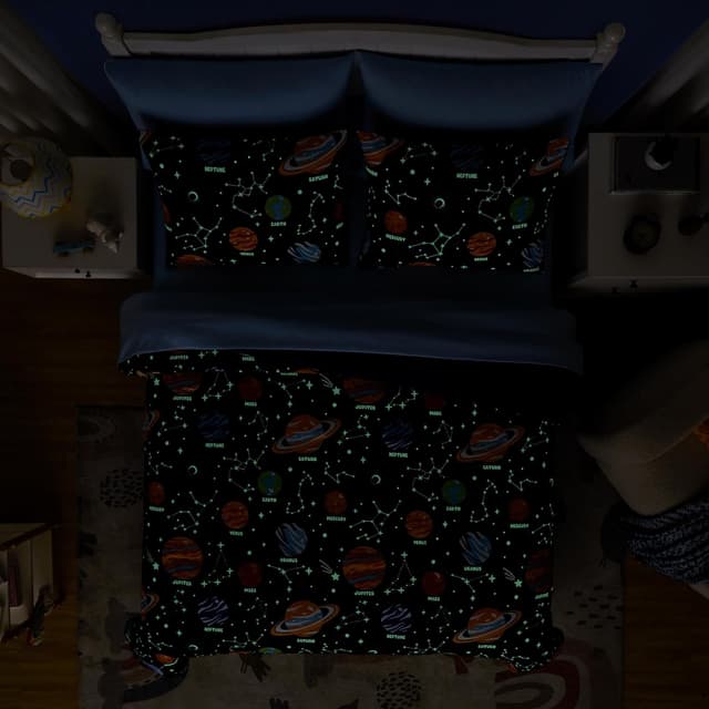 Detalle 2 de Twin Kids Comforter Set Glow in The Dark 5-Piece