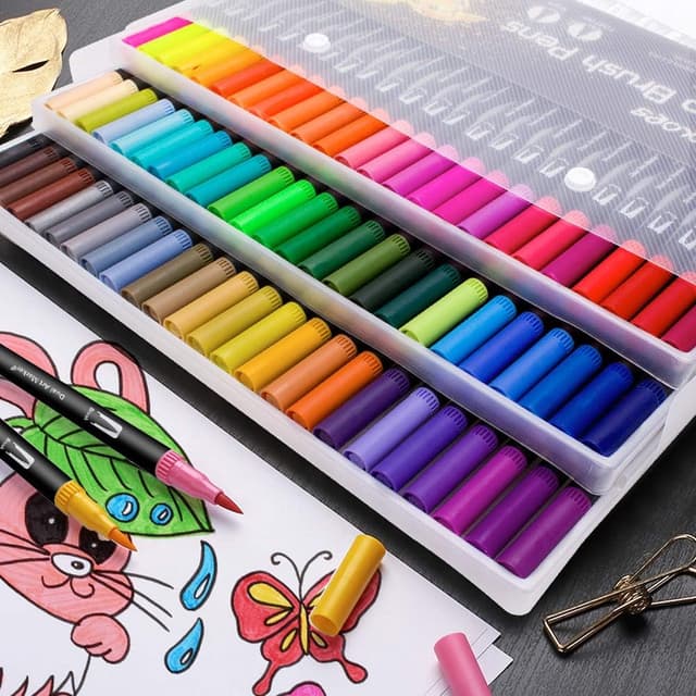 Detalle 2 de Laconile 72 Colour dual‑tip brush pens for colouring 🎨