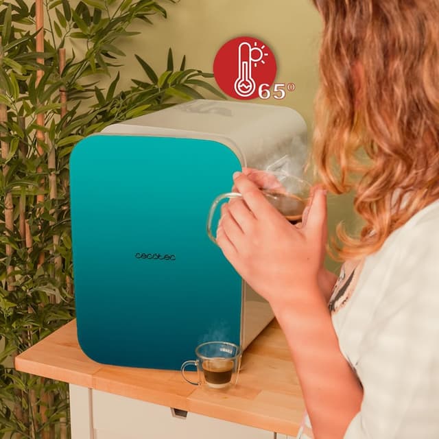 Detalle 1 de Cecotec Frigorifero Piccolo Bolero MiniCooling 10L Bahamas Rosa (12/220V) con freddo e caldo